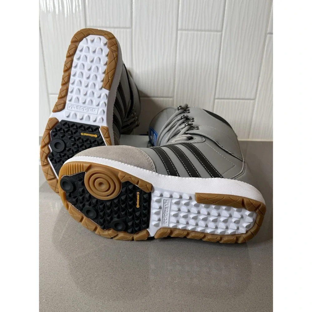 Adidas Samba ADV Snowboard Boots Men US 8 Medium Flex Silver Level Freestyle EUC